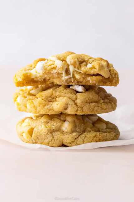 White-Chocolate-Cookie.jpg